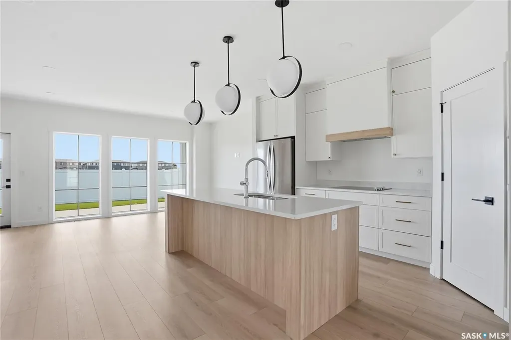 720 Brighton Boulevard Saskatoon SK S7V 1X1