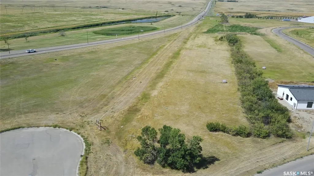814 Oasis Drive Swift Current SK S9H 5V6