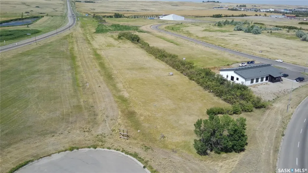 814 Oasis Drive Swift Current SK S9H 5V6