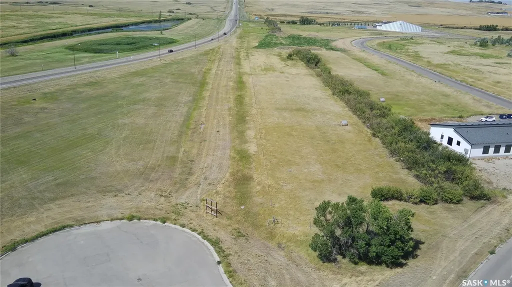 814 Oasis Drive Swift Current SK S9H 5V6