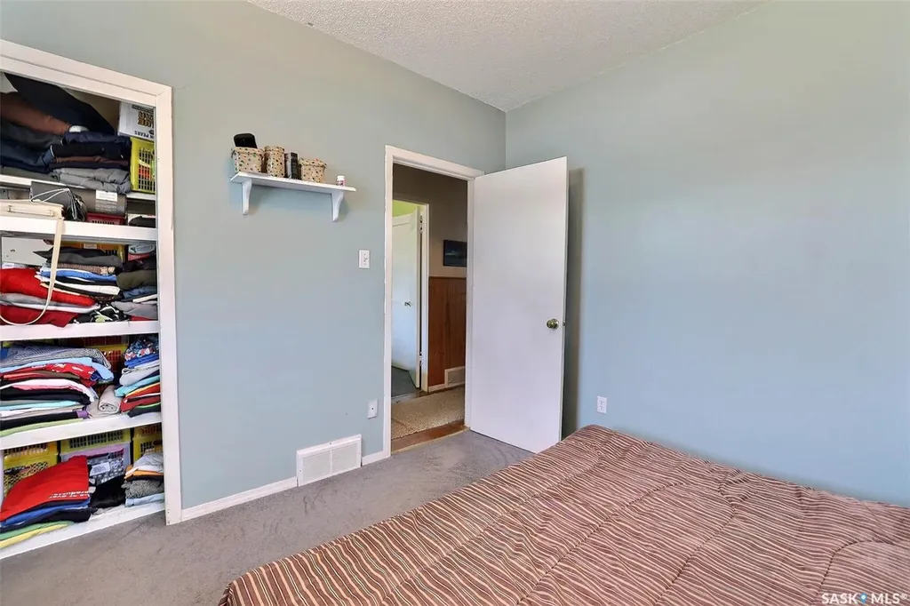 211 Main Street Vibank SK S0G 4Y0