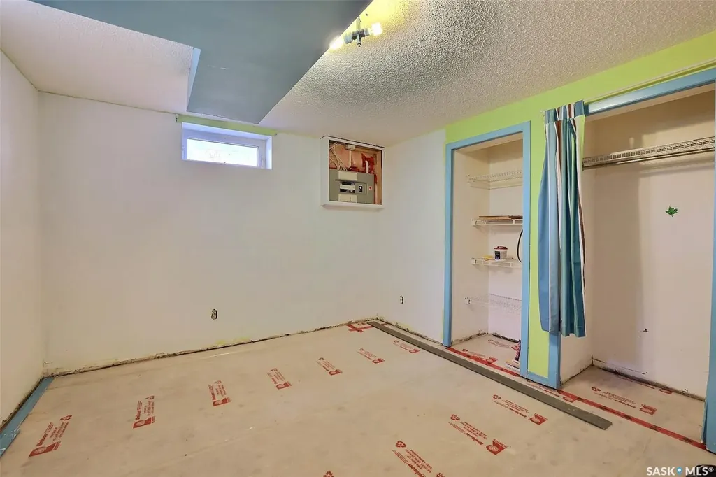 211 Main Street Vibank SK S0G 4Y0