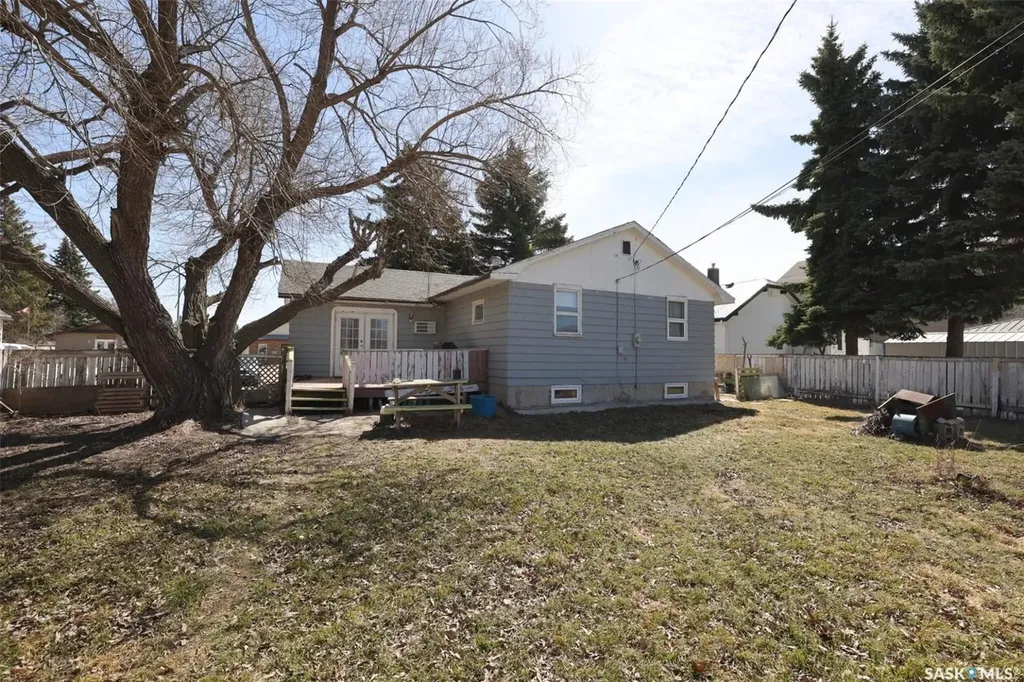 211 Main Street Vibank SK S0G 4Y0