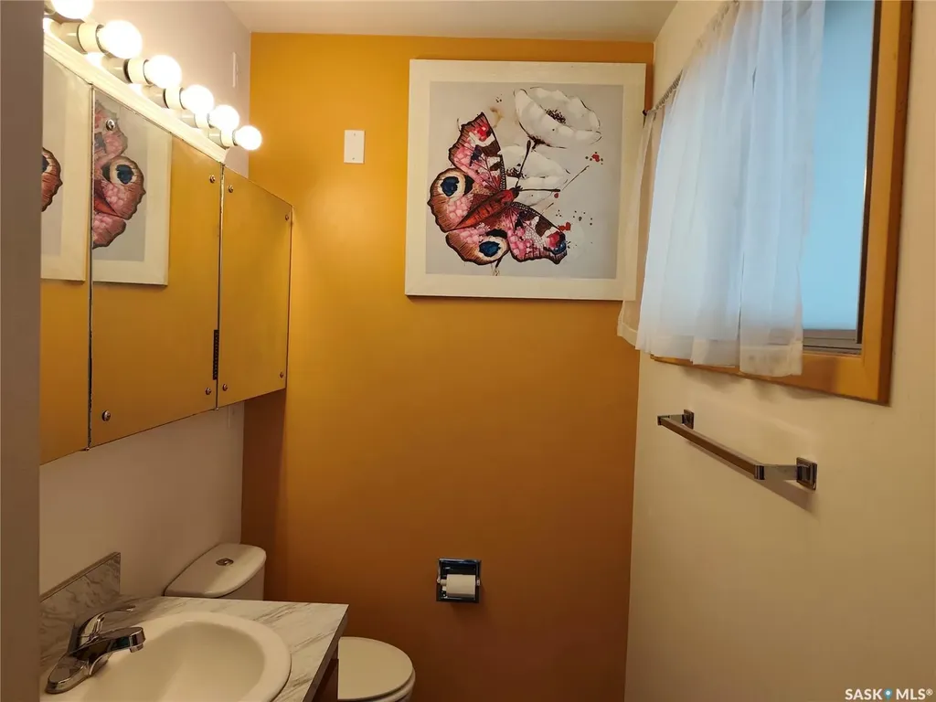 1113 Jubilee Drive Swift Current SK S9H 2A1