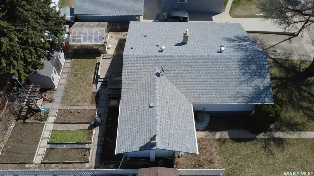 1113 Jubilee Drive Swift Current SK S9H 2A1