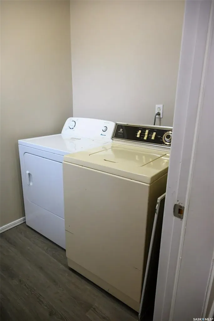 2332 Edgar Street Regina SK S4N 3L1