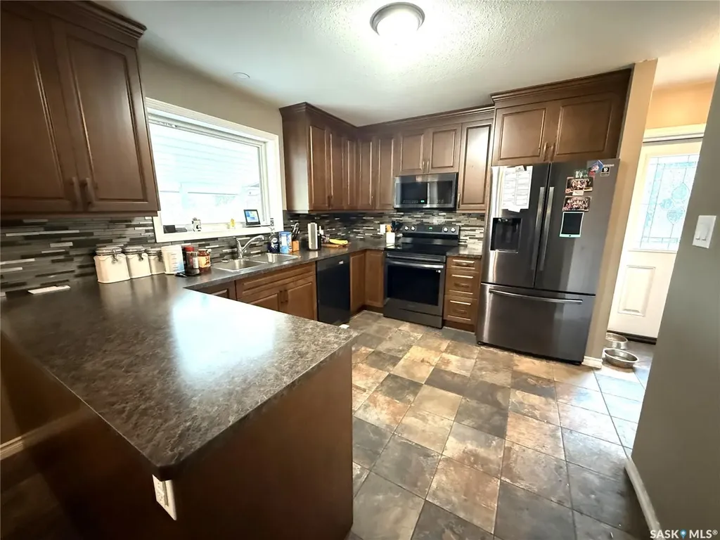 4107 Forest Drive Buckland Rm No. 491 SK S6V 5R3