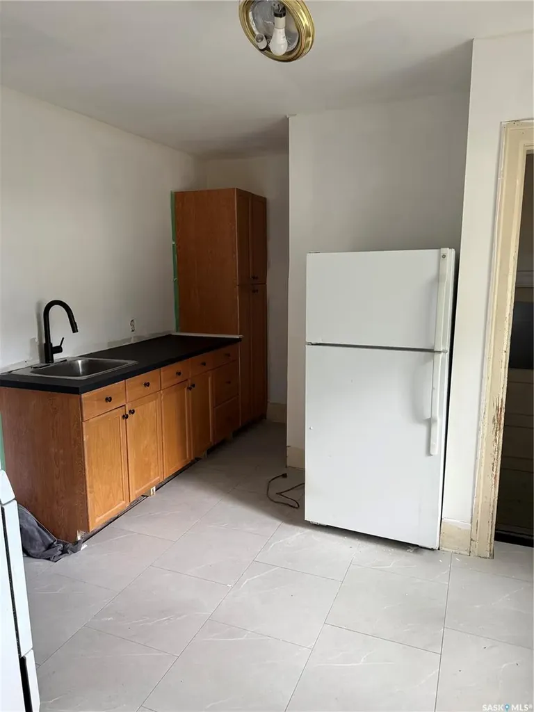 2081 Reynolds Street Regina SK S4N 3M9