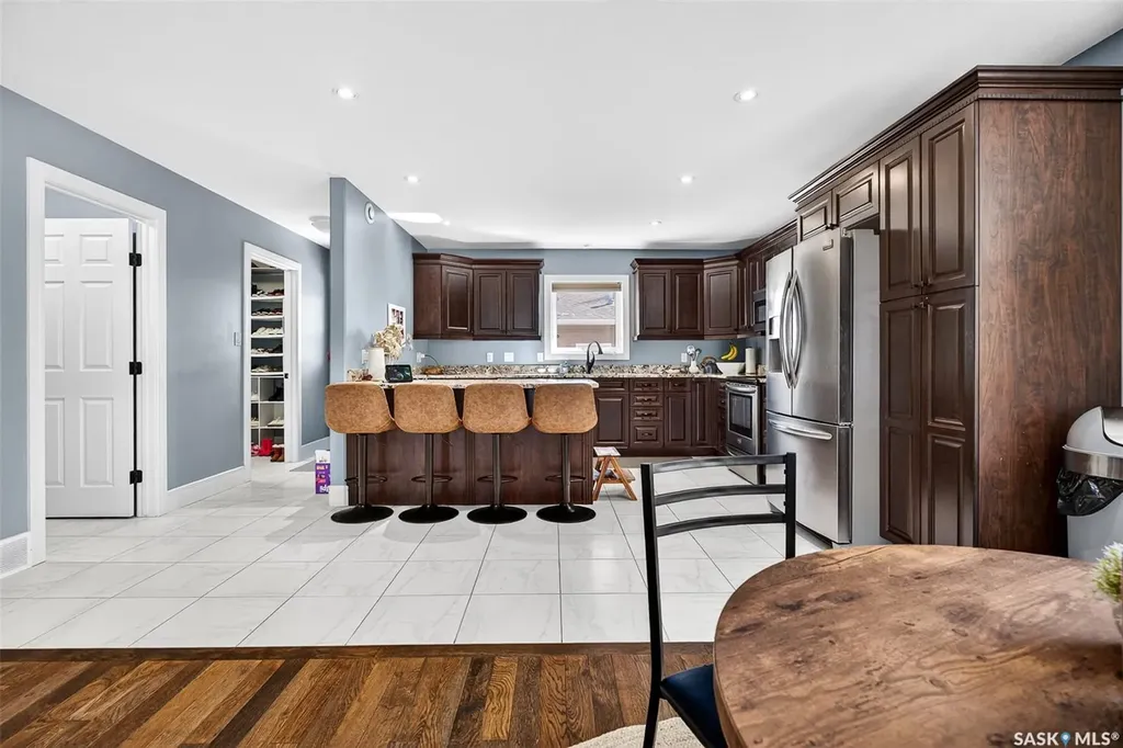 269 High Street E Moose Jaw SK S6H 0C4