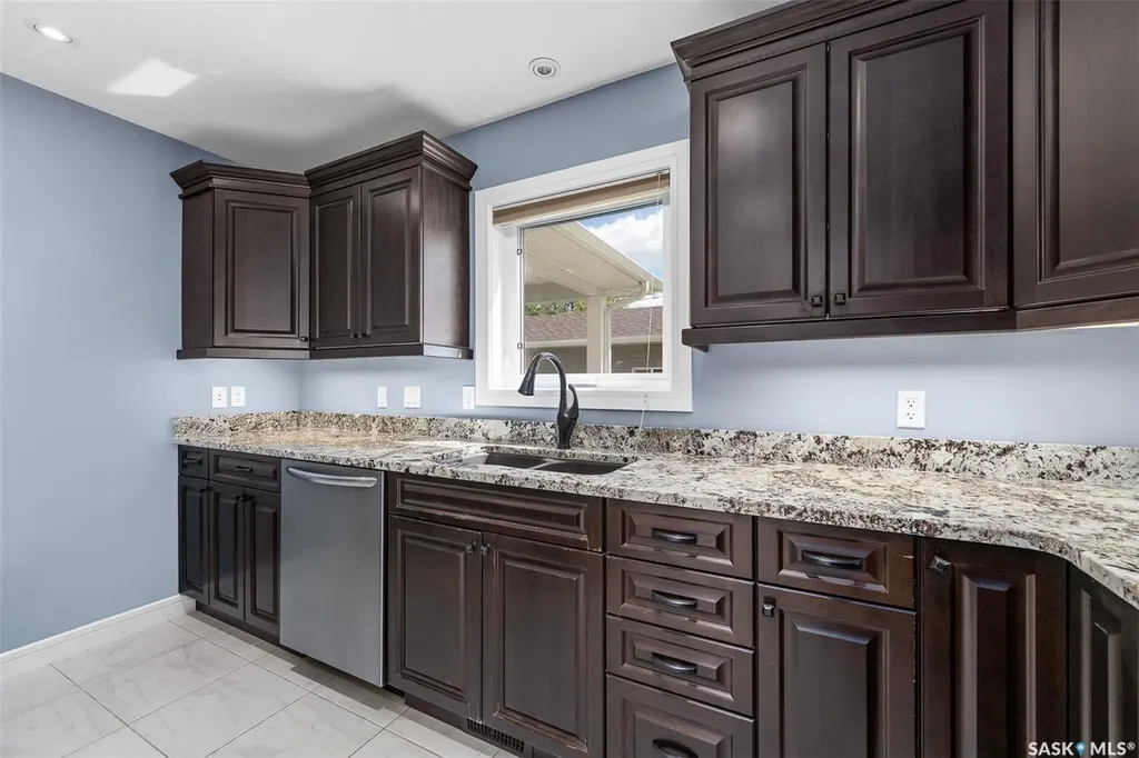 269 High Street E Moose Jaw SK S6H 0C4