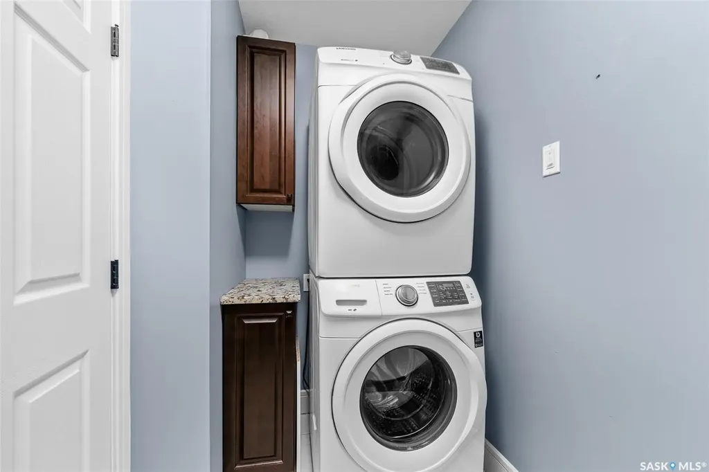 269 High Street E Moose Jaw SK S6H 0C4