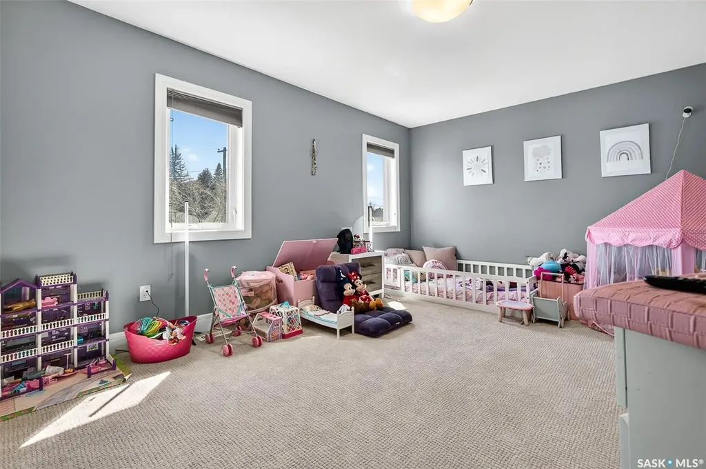 269 High Street E Moose Jaw SK S6H 0C4