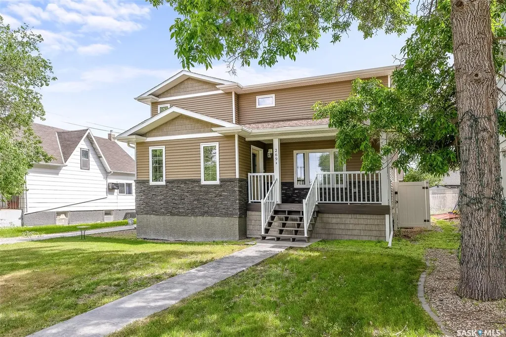 269 High Street E Moose Jaw SK S6H 0C4