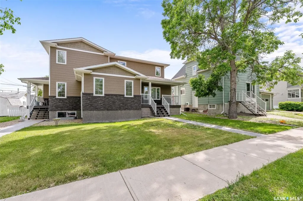 269 High Street E Moose Jaw SK S6H 0C4