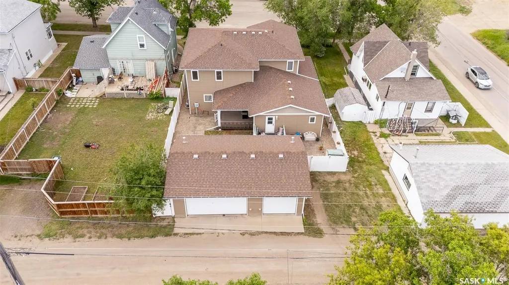 269 High Street E Moose Jaw SK S6H 0C4