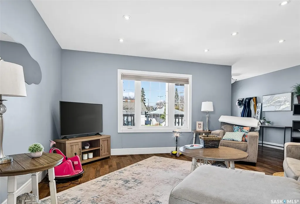 269 High Street E Moose Jaw SK S6H 0C4