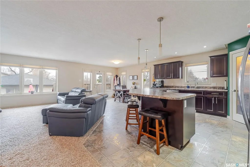 805 4th Avenue NW Moose Jaw SK S6H 3W8