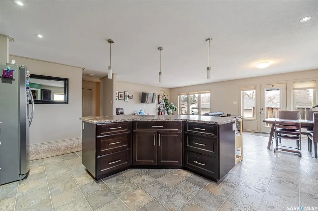 805 4th Avenue NW Moose Jaw SK S6H 3W8