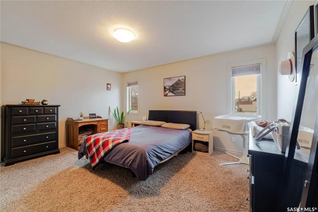 805 4th Avenue NW Moose Jaw SK S6H 3W8