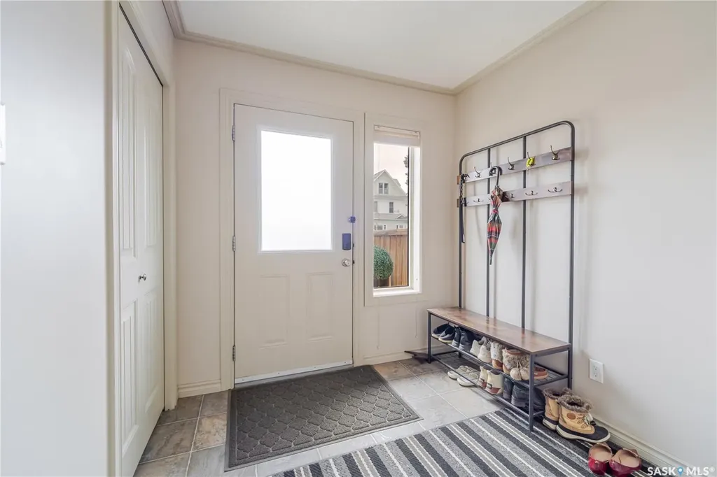 805 4th Avenue NW Moose Jaw SK S6H 3W8