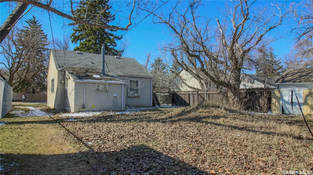 20 Cecil Crescent Regina SK S4T 5Y5