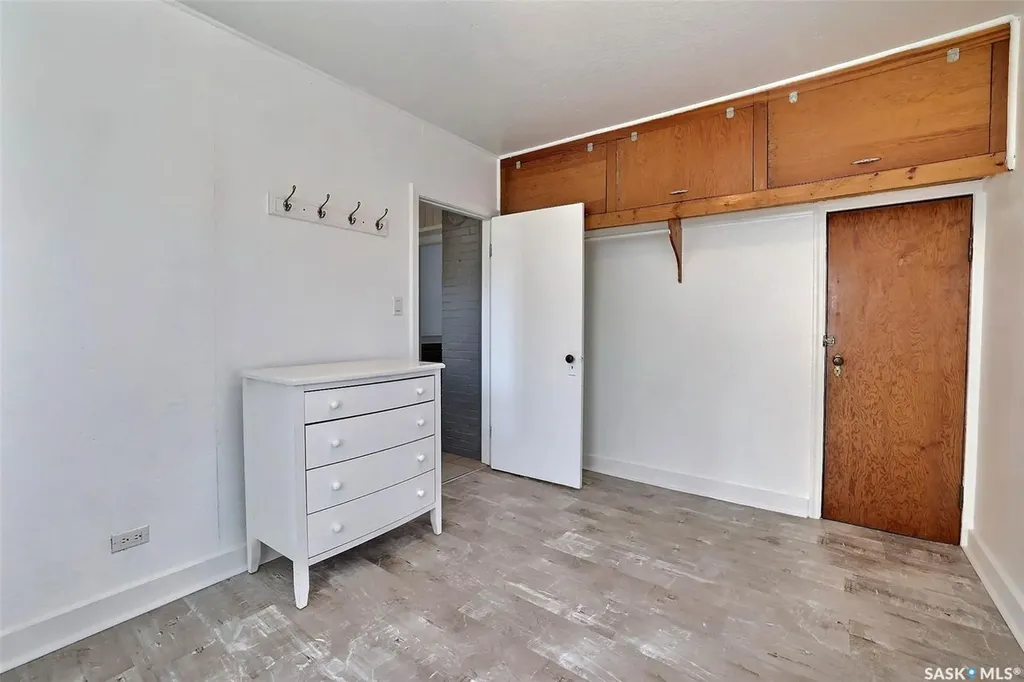 231 Centre Street Regina Beach SK S0G 4C0