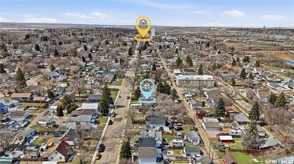 56 Iroquois Street W Moose Jaw SK S6H 5A5
