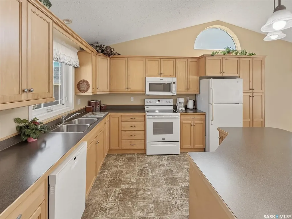 530 Palliser Drive Swift Current SK S9H 5C6