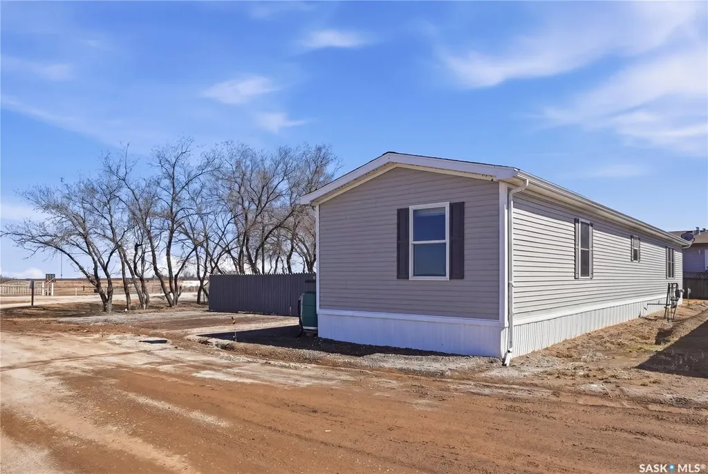 401 Railway Avenue E Vanscoy SK S0L 3J0