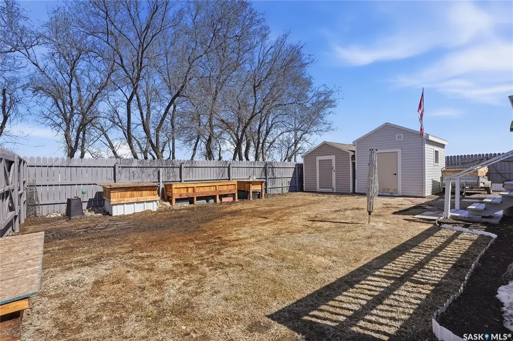 401 Railway Avenue E Vanscoy SK S0L 3J0