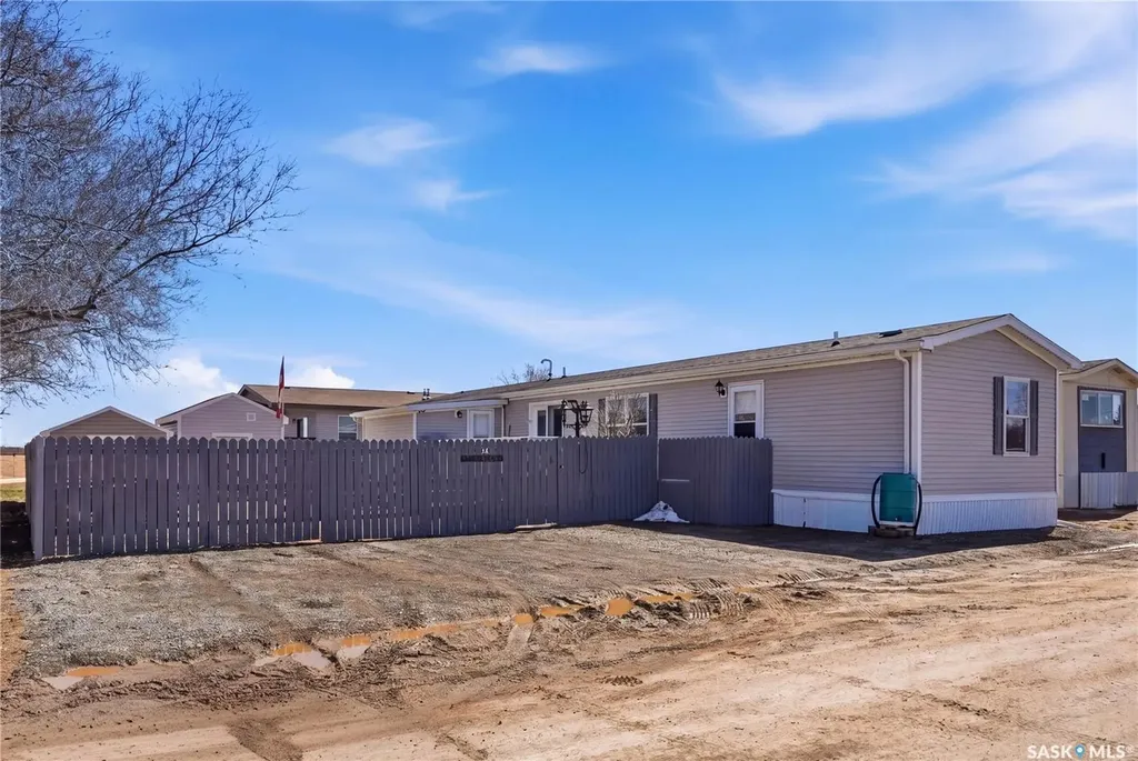 401 Railway Avenue E Vanscoy SK S0L 3J0