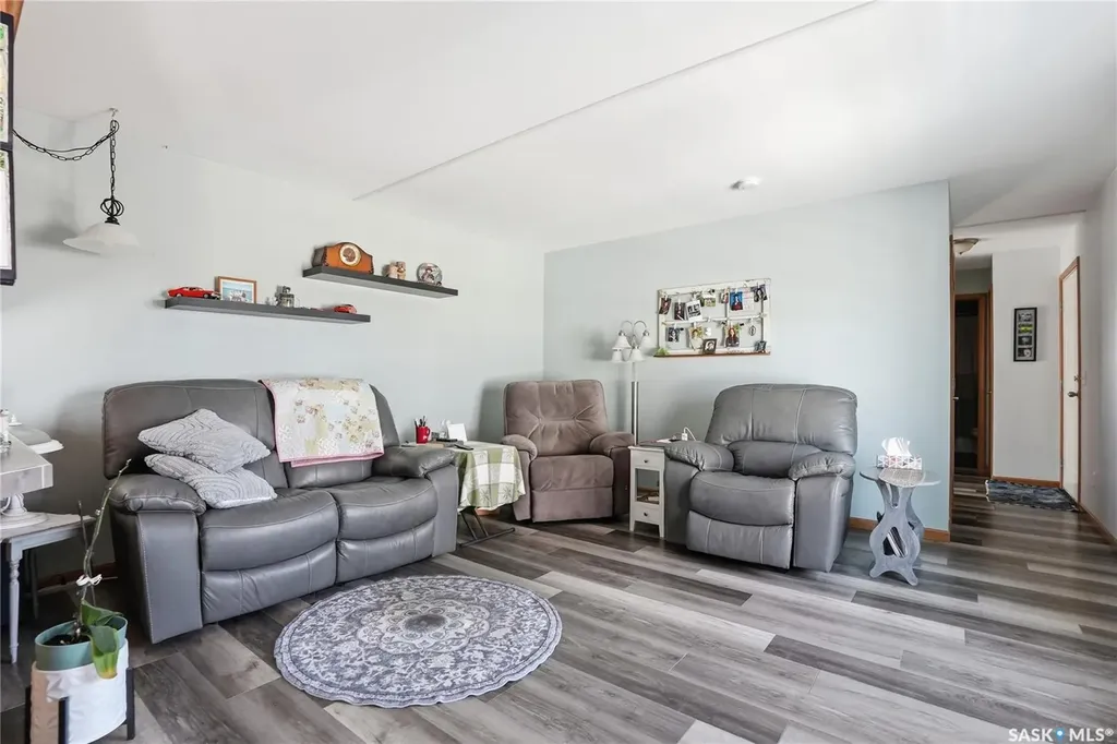 401 Railway Avenue E Vanscoy SK S0L 3J0