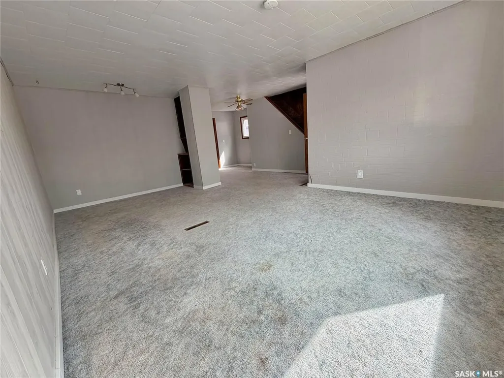 604 Sussex Avenue Esterhazy SK S0A 0X0