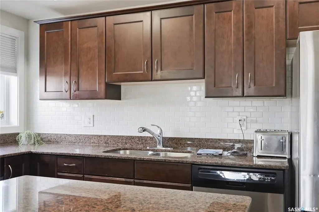 110 Hampton Circle Saskatoon SK S7R 0C5