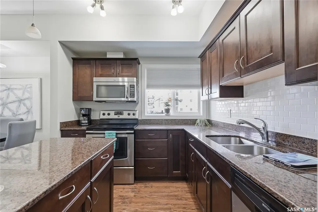 110 Hampton Circle Saskatoon SK S7R 0C5