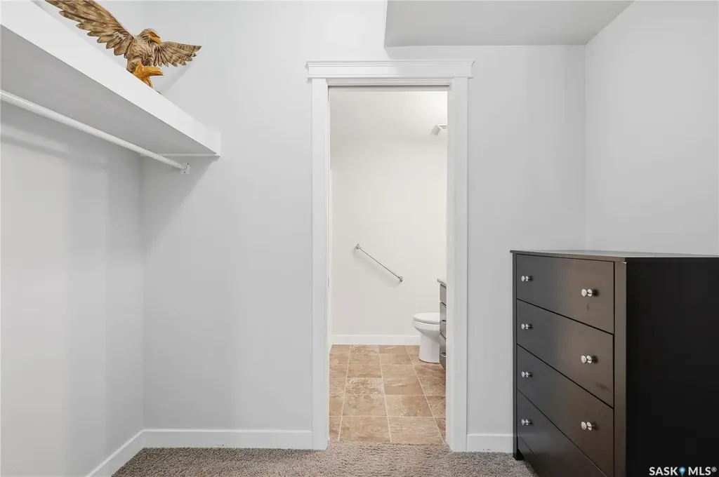 110 Hampton Circle Saskatoon SK S7R 0C5