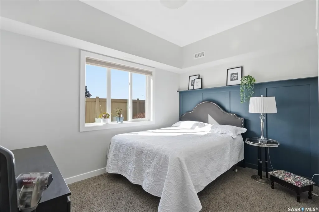 110 Hampton Circle Saskatoon SK S7R 0C5