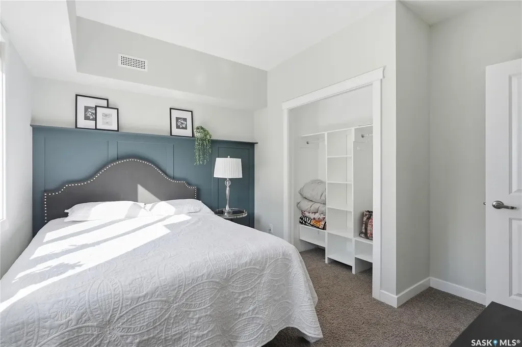 110 Hampton Circle Saskatoon SK S7R 0C5