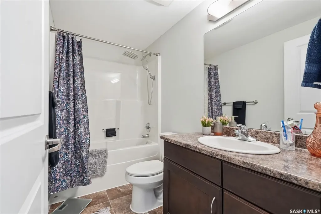 110 Hampton Circle Saskatoon SK S7R 0C5