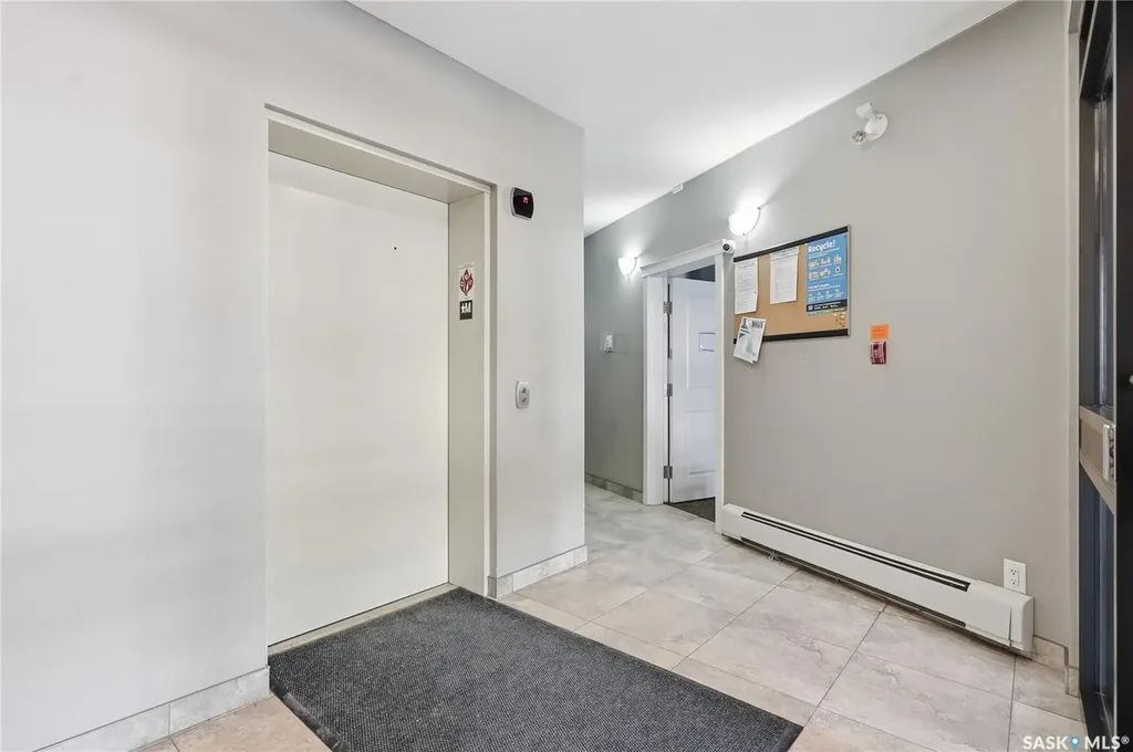 110 Hampton Circle Saskatoon SK S7R 0C5