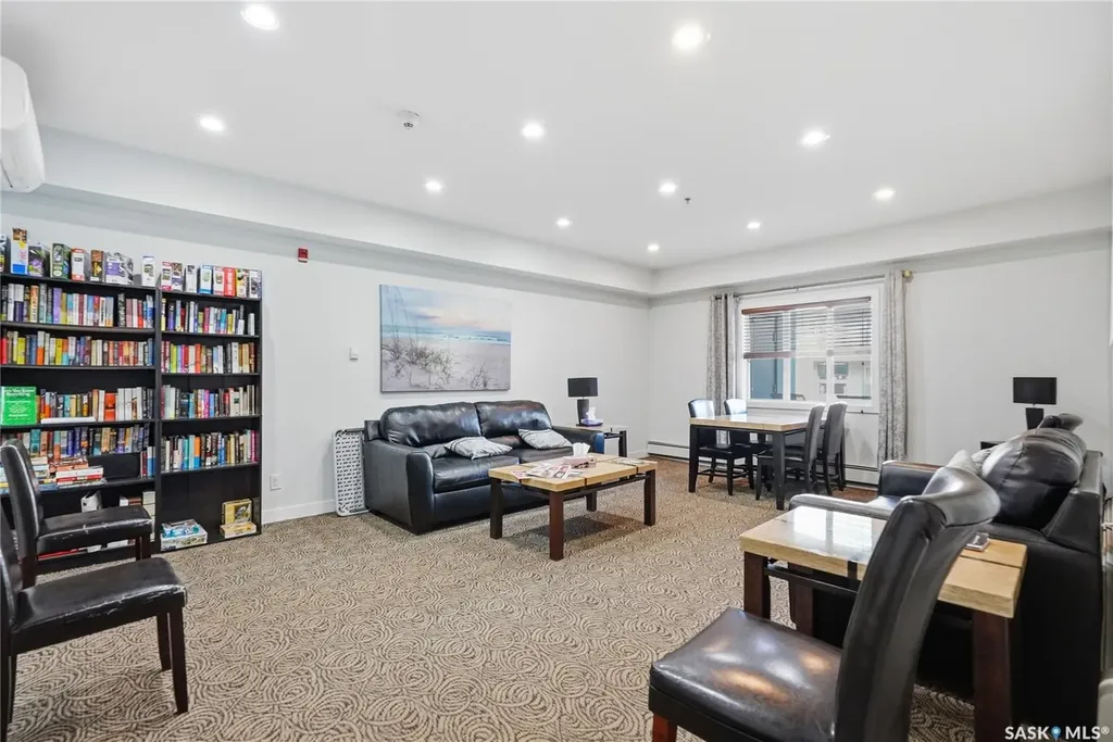 110 Hampton Circle Saskatoon SK S7R 0C5
