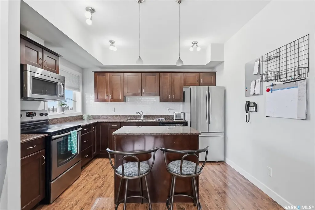 110 Hampton Circle Saskatoon SK S7R 0C5