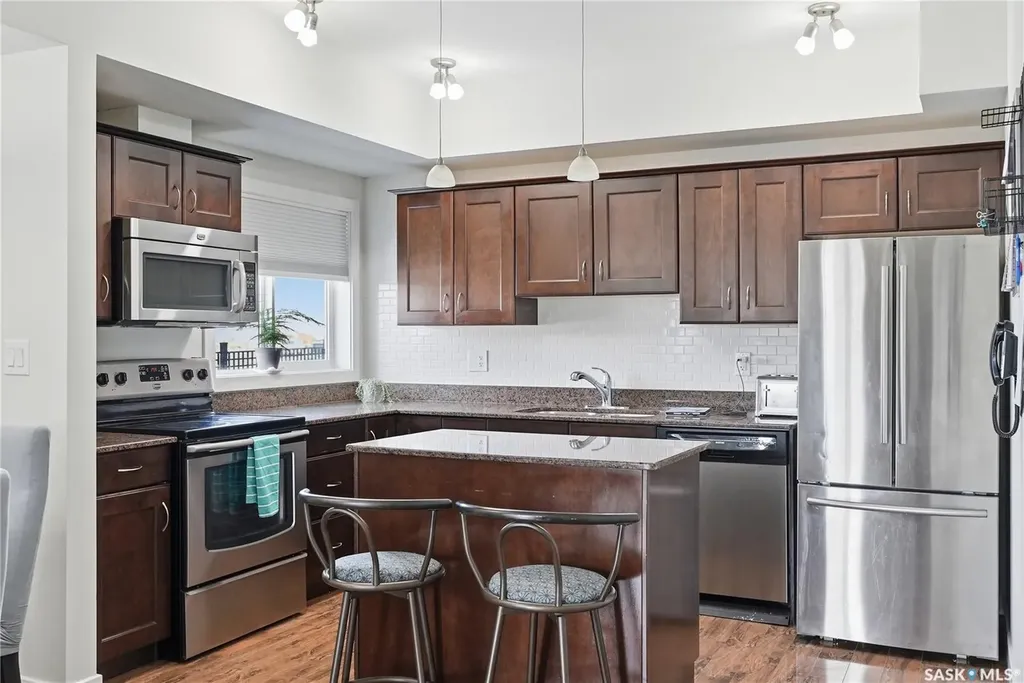110 Hampton Circle Saskatoon SK S7R 0C5