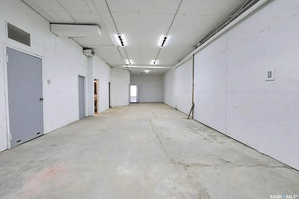 1304 Hamilton Street Regina SK S4R 2B5