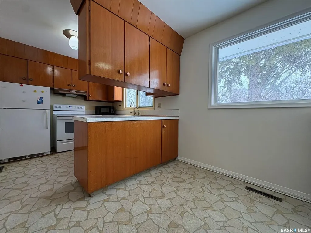 56 Marsh Crescent Regina SK S4S 5R5