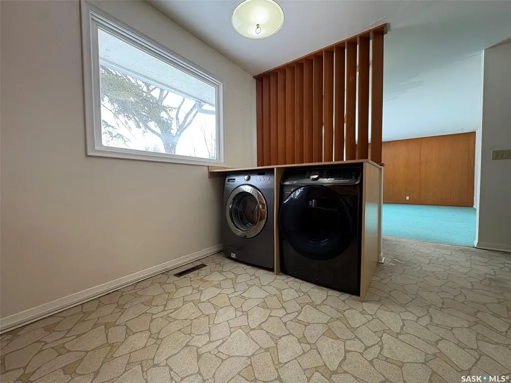 56 Marsh Crescent Regina SK S4S 5R5