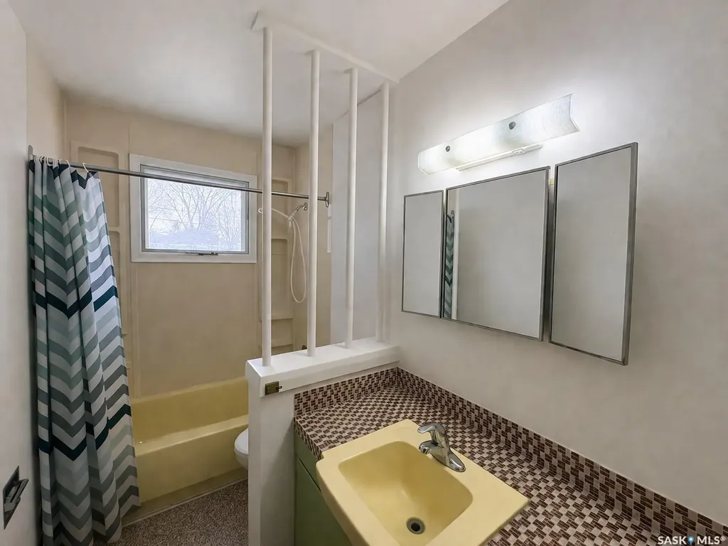 56 Marsh Crescent Regina SK S4S 5R5