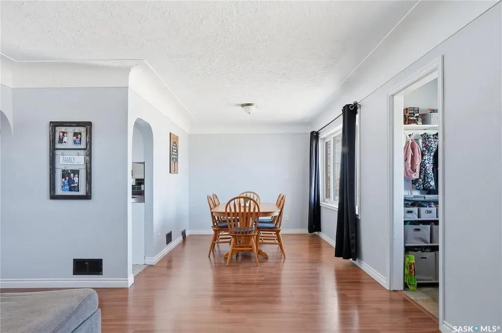 910 P Avenue Perdue SK S0K 3C0
