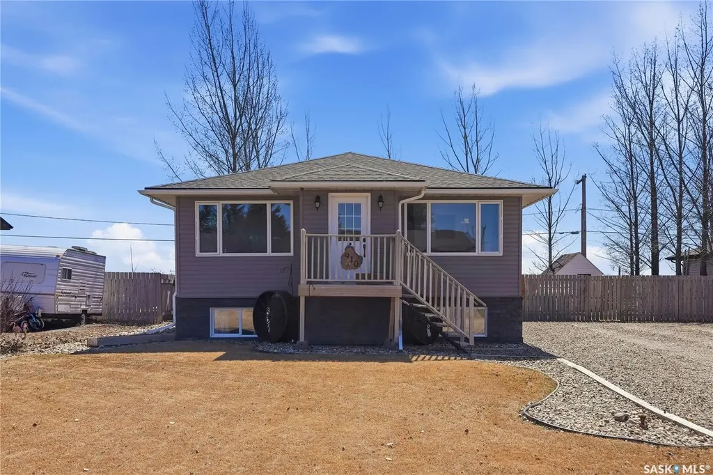 910 P Avenue Perdue SK S0K 3C0