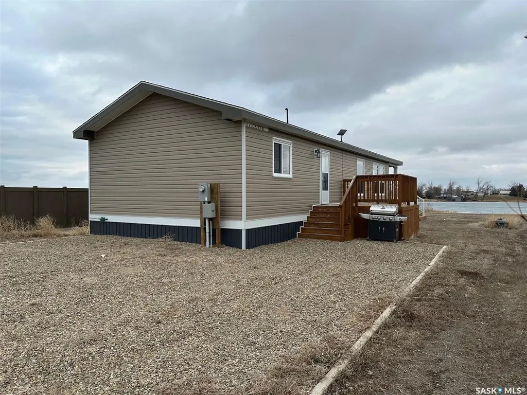 9 Lakeshore Drive Gravelbourg Rm No. 104 SK S0H 1X0